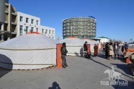 19 иргэн өөрсдийн гэртэй боллоо