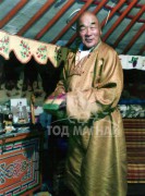 Алдарт уяач, аварга анчин Ламзавын Дэмбэрэл