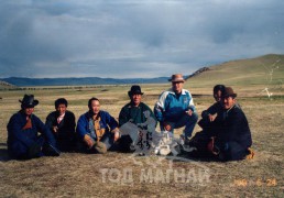 Алдарт уяач, аварга анчин Ламзавын Дэмбэрэл