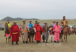 Аймгийн Алдарт уяач Г.Гантулга: Хээр даага маань бүсийн наадмын анхны түрүүг авчирлаа