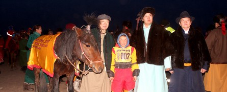 Аймгийн Алдарт уяач Х.Баатархүү: Олондоо хүндтэй өвөөгийнхөө үргэлжлэл болж яваа учраас морио сайн уяж, нутаг орныхоо нэрийг гаргахыг хичээдэг