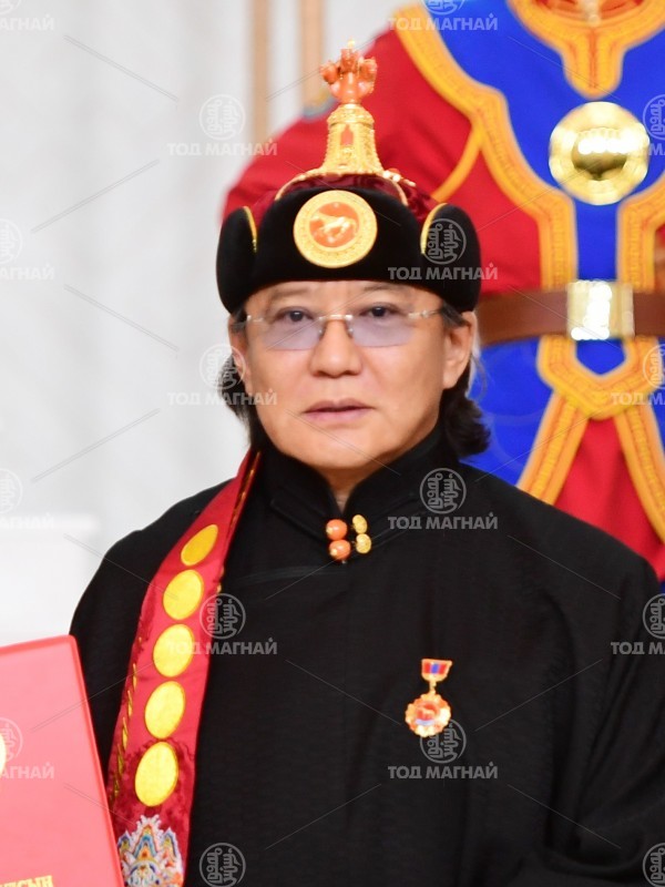 Тод манлай Батсайхан